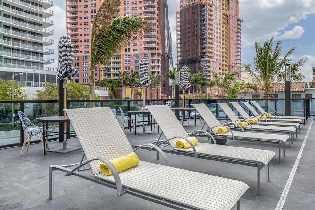 Cambria Hotel Fort Lauderdale Beach Зручності фото